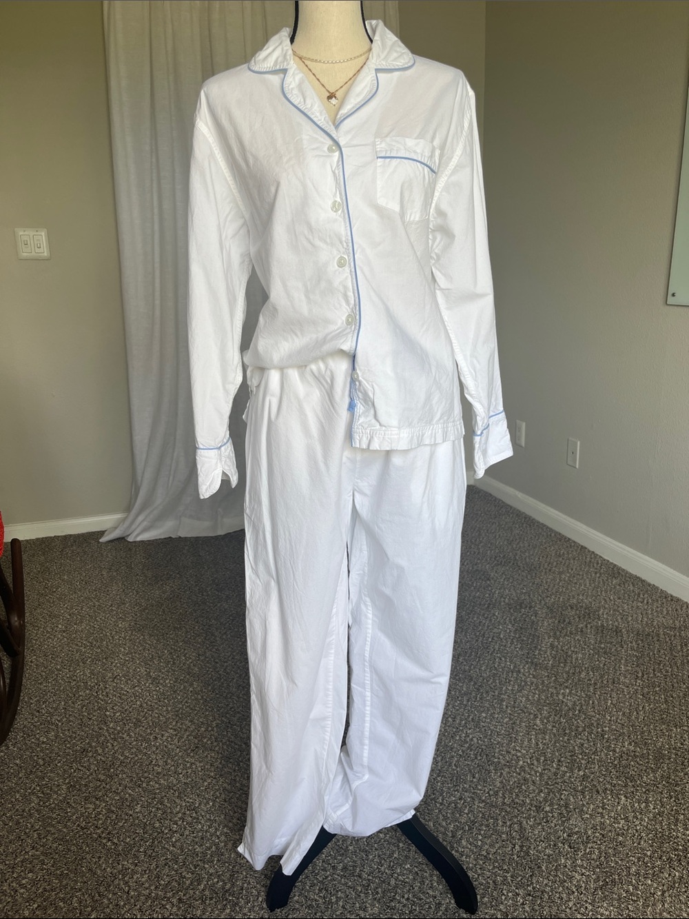 Needham Lane White 100% Cotton Pajama Set Blue Piping Button Up Loungewear M
